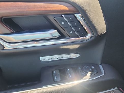 Certified 2023 GMC Sierra 1500 Denali AWD/4WD image 23