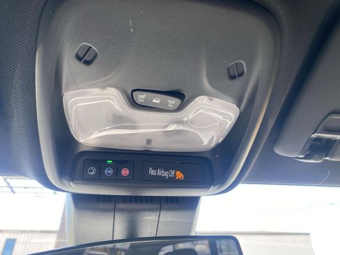 Used 2026 Chevrolet Colorado Trail Boss AWD/4WD image 37