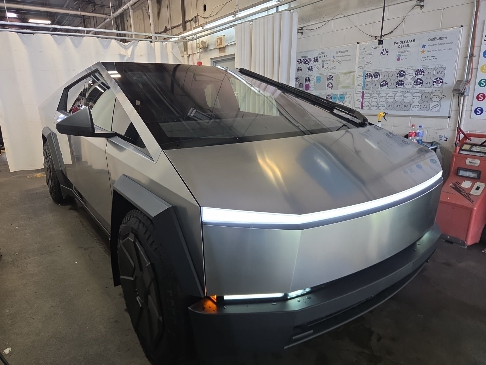Used 2024 Tesla Cybertruck Cyberbeast AWD/4WD image 1