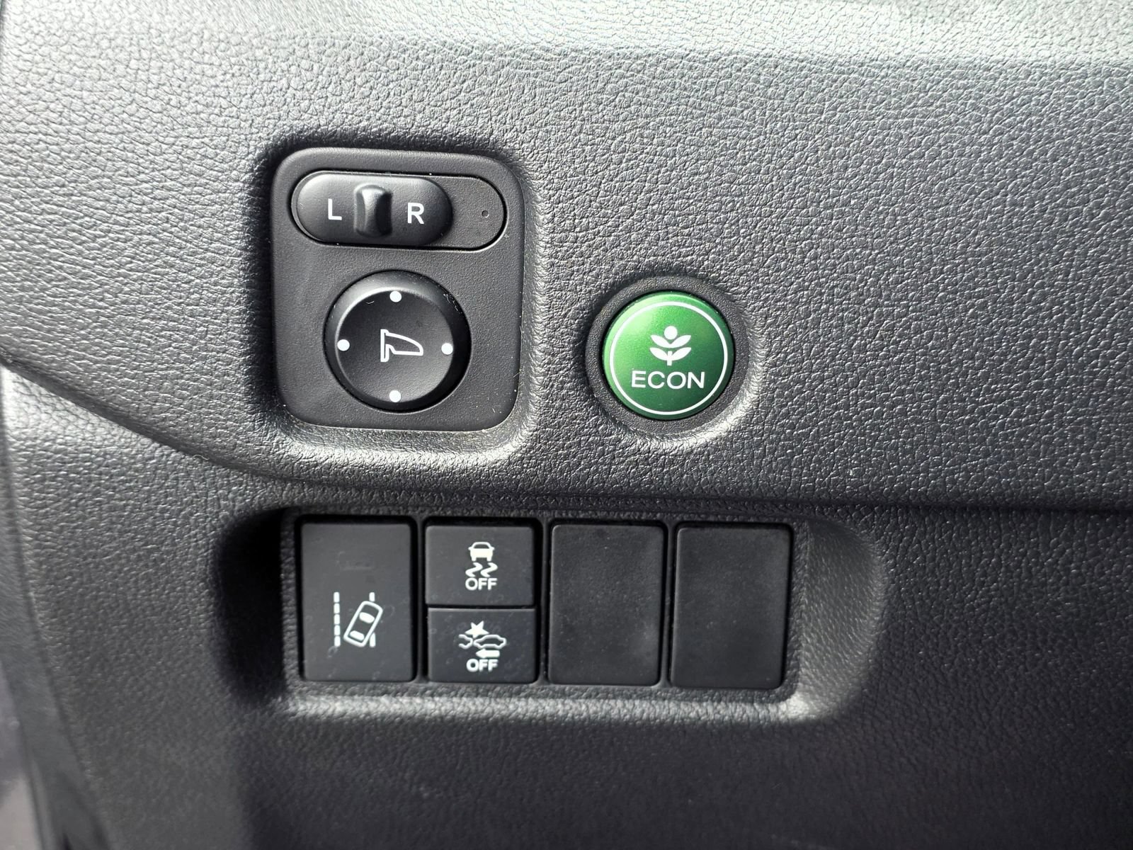 Used 2017 Honda Pilot EX-L image 8