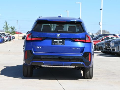 New 2026 BMW X1 xDrive28i w/ M Sport Package AWD/4WD image 7