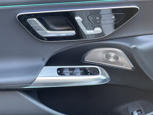 Certified 2025 Mercedes-Benz E 350 4MATIC Sedan image 19