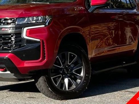 Used 2021 Chevrolet Tahoe Z71 w/ Z71 Signature Package image 2