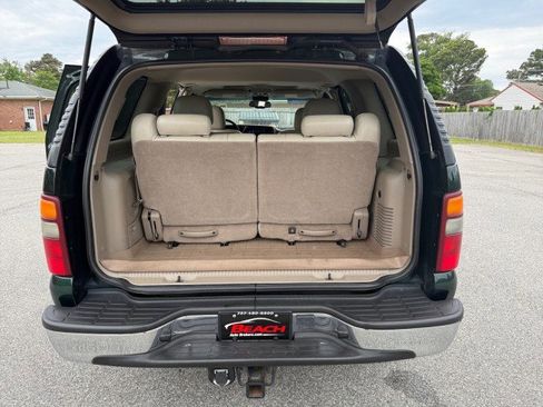 Used 2003 Chevrolet Tahoe LT RWD image 16