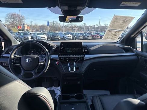 Certified 2025 Honda Odyssey Sport-L image 11