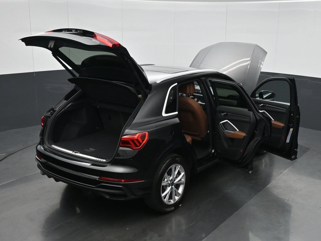 Used 2025 Audi Q3 2.0T Premium AWD/4WD image 40
