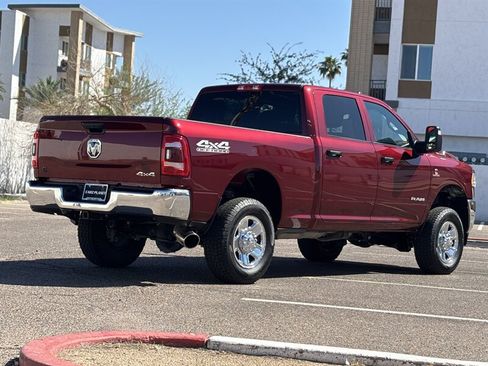 Used 2024 RAM 2500 Tradesman w/ Chrome Appearance Group AWD/4WD image 4