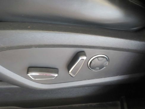 Used 2019 Lincoln MKC Reserve w/ MKC Climate Package image 23