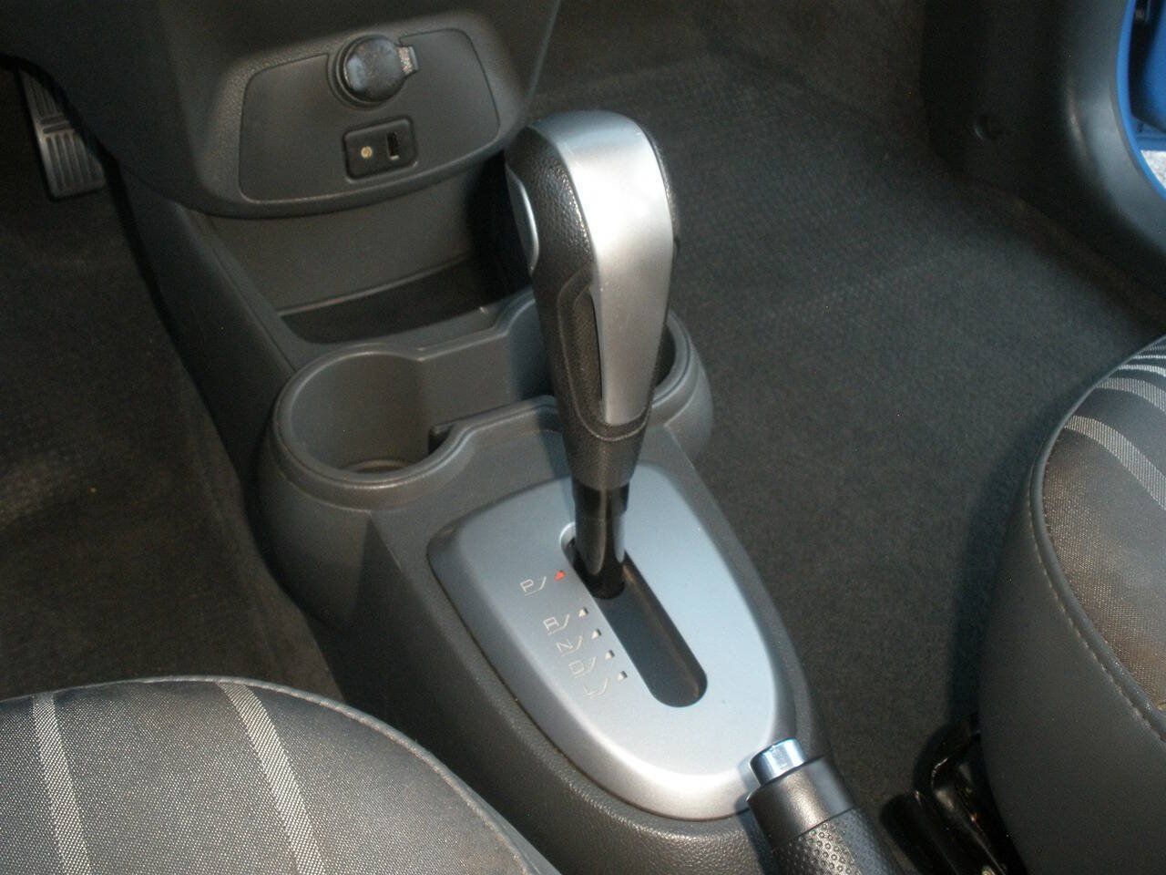 Used 2014 Chevrolet Spark LT FWD image 36