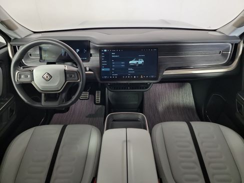 Used 2024 Rivian R1S Adventure AWD/4WD image 27