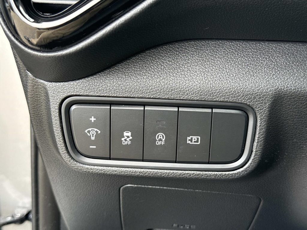 Used 2023 Kia Soul S FWD image 41