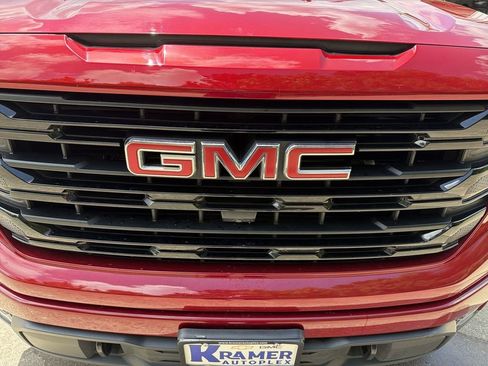 Used 2022 GMC Sierra 1500 Elevation w/ Elevation Premium Package image 32