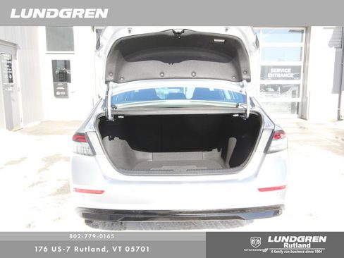 Used 2023 Honda Accord EX-L image 39