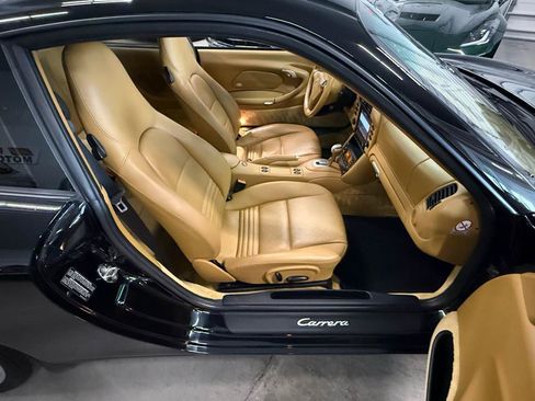 Used 2003 Porsche 911 GT3 RS image 32