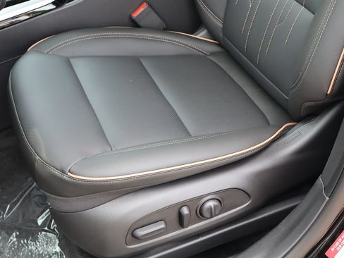 New 2026 Buick Envista Preferred FWD image 11