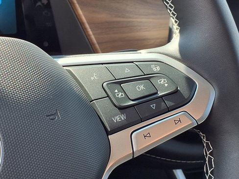 New 2026 Volkswagen Atlas SE image 21