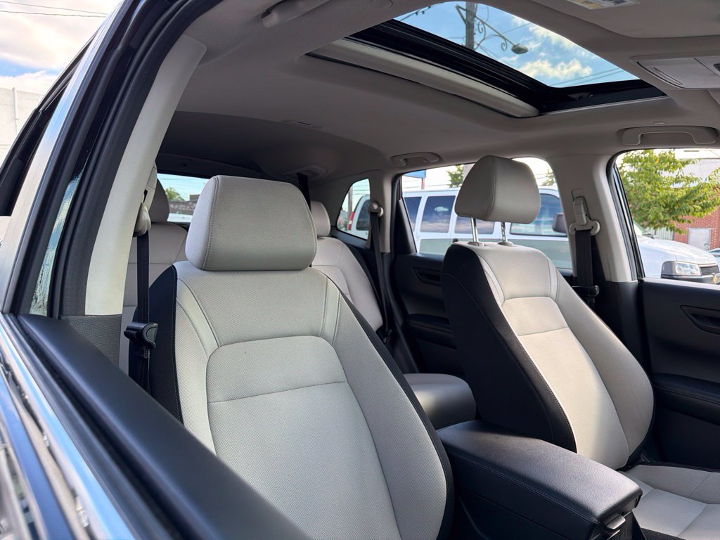Used 2023 Honda CR-V EX image 15