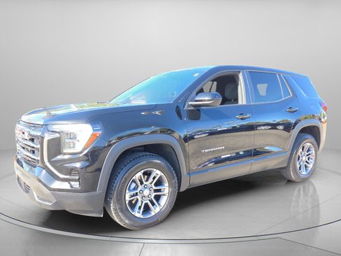 Used 2025 GMC Terrain Elevation image 2