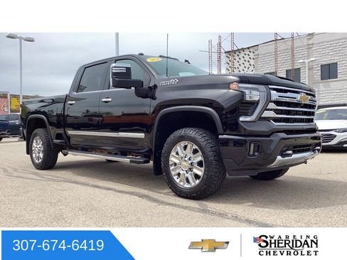 Used 2024 Chevrolet Silverado 2500 High Country w/ Technology Package AWD/4WD image 36