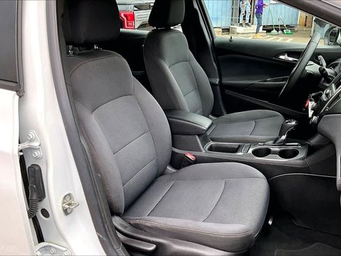 Used 2019 Chevrolet Cruze LS w/ LS Convenience Package image 9