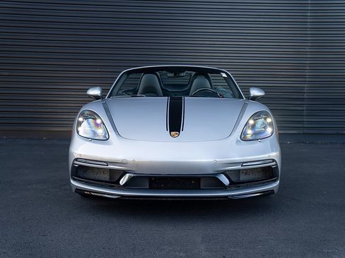 Certified 2024 Porsche 718 Boxster image 26