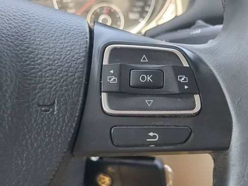 Used 2013 Volkswagen Passat 2.5 SE FWD image 22