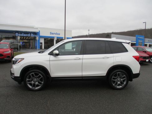 Certified 2023 Honda Passport EX-L image 8