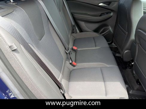 Used 2023 Buick Encore GX Preferred w/ Cold Weather Comfort Package FWD image 15