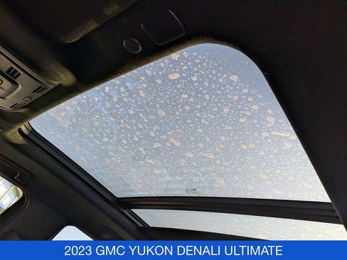 Used 2023 GMC Yukon Denali Ultimate image 31