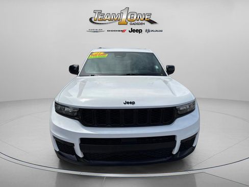 Used 2023 Jeep Grand Cherokee L Laredo RWD image 2