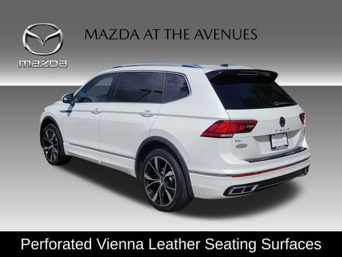 Used 2022 Volkswagen Tiguan SEL R-Line AWD/4WD image 6