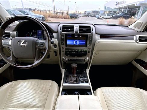 Used 2017 Lexus GX 460 Luxury image 14