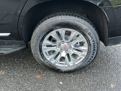 Certified 2025 GMC Yukon Denali image 25