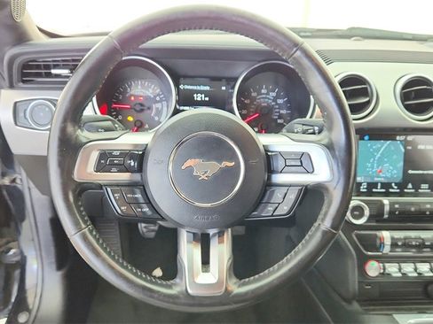 Used 2018 Ford Mustang Coupe w/ Equipment Group 101A image 10