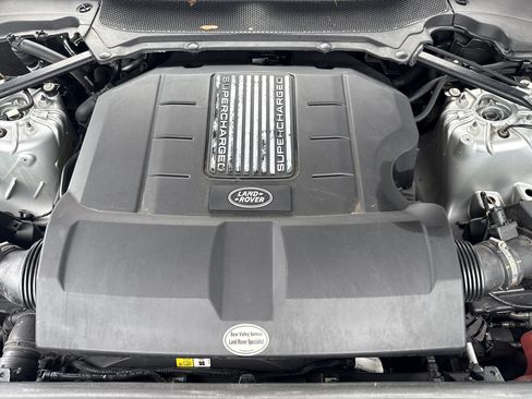 Used 2020 Land Rover Discovery Landmark AWD/4WD image 34