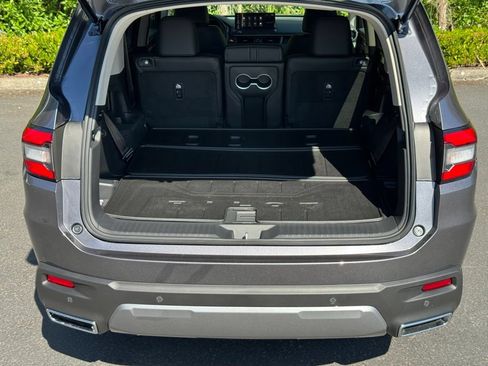 Certified 2026 Honda Pilot Touring image 28