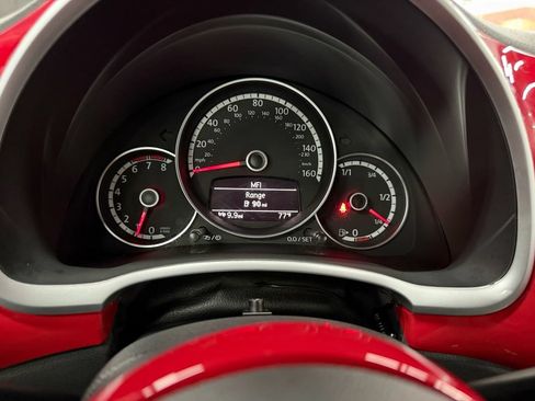 Used 2014 Volkswagen Beetle 1.8T FWD image 27