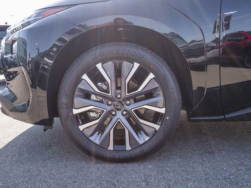 New 2026 Subaru Solterra image 9