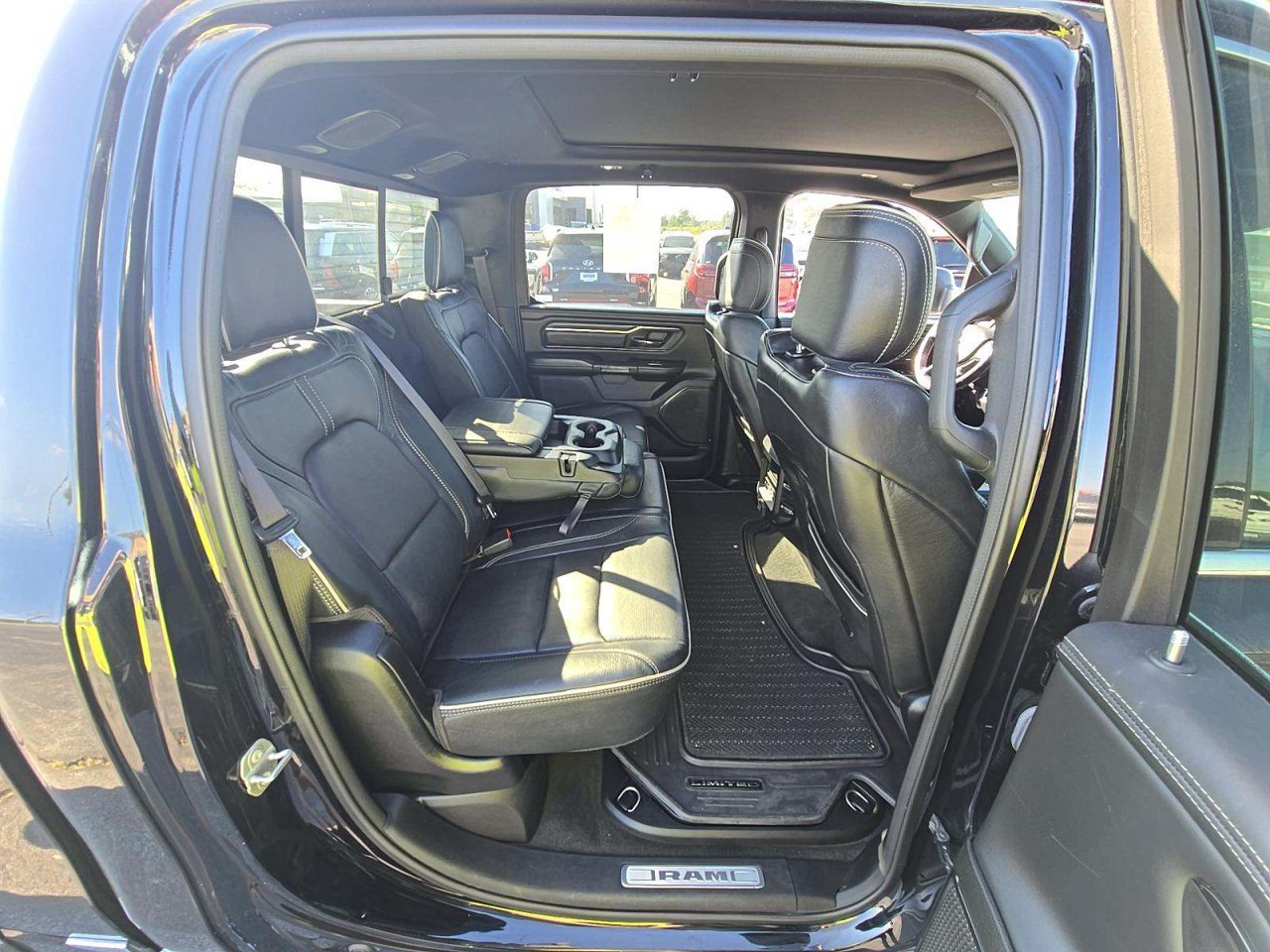 Used 2023 RAM 1500 Limited w/ Body Color Bumper Group AWD/4WD image 12