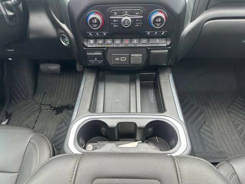Used 2022 Chevrolet Silverado 2500 LTZ w/ Z71 Chrome Sport Edition AWD/4WD image 13