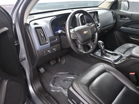 Certified 2022 Chevrolet Colorado Z71 w/ Safety Package image 12