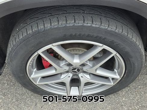 Used 2019 Mercedes-Benz GLC 300 w/ AMG Line image 9