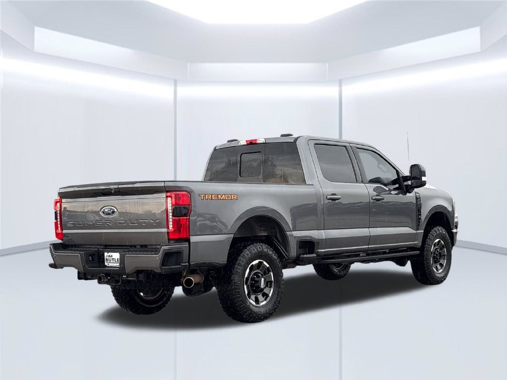 Used 2023 Ford F250 Lariat w/ Lariat Ultimate Package AWD/4WD image 8