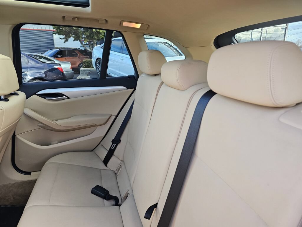Used 2015 BMW X1 xDrive28i AWD/4WD image 16