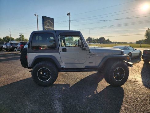 Used 2000 Jeep Wrangler Sport AWD/4WD image 2