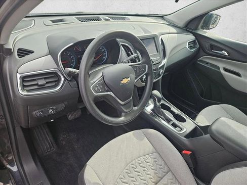 Used 2022 Chevrolet Equinox LS image 13