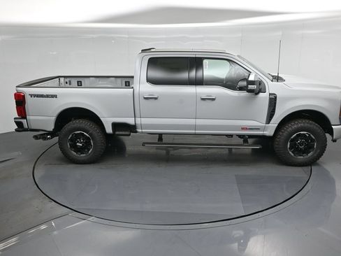 New 2026 Ford F250 Platinum w/ Platinum Plus Package AWD/4WD image 39