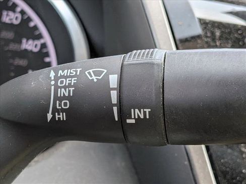 Used 2022 Toyota Camry LE image 9