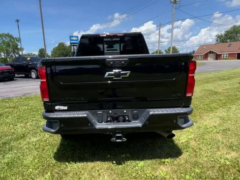 Used 2025 Chevrolet Silverado 2500 LTZ w/ Trail Boss Package AWD/4WD image 7