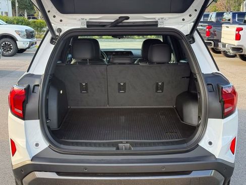 Used 2026 GMC Terrain Elevation w/ Elevation Premium Package AWD/4WD image 13